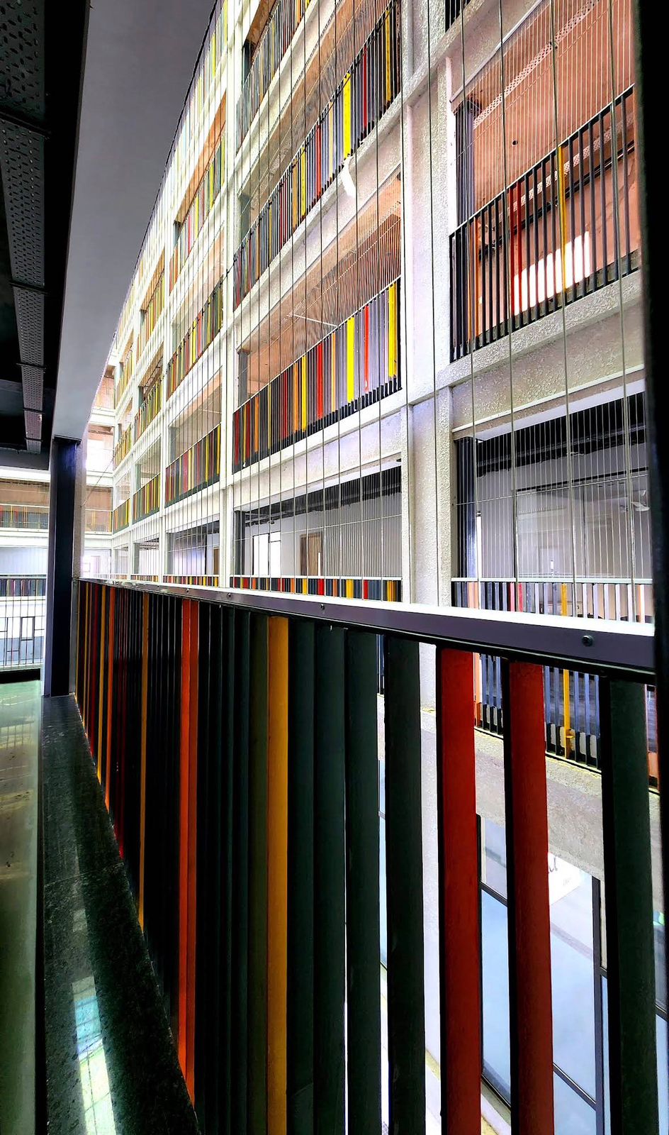 Campus 8